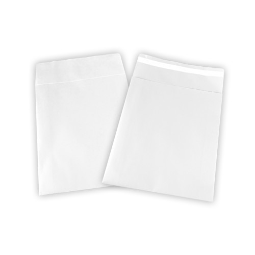 White e-commerce envelopes with adhesive flap and gusset