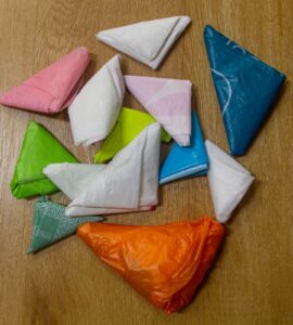 bolsas de plástico dobladas