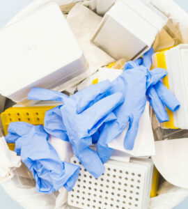 Todo lo que necesitas saber sobre contenedores sanitarios